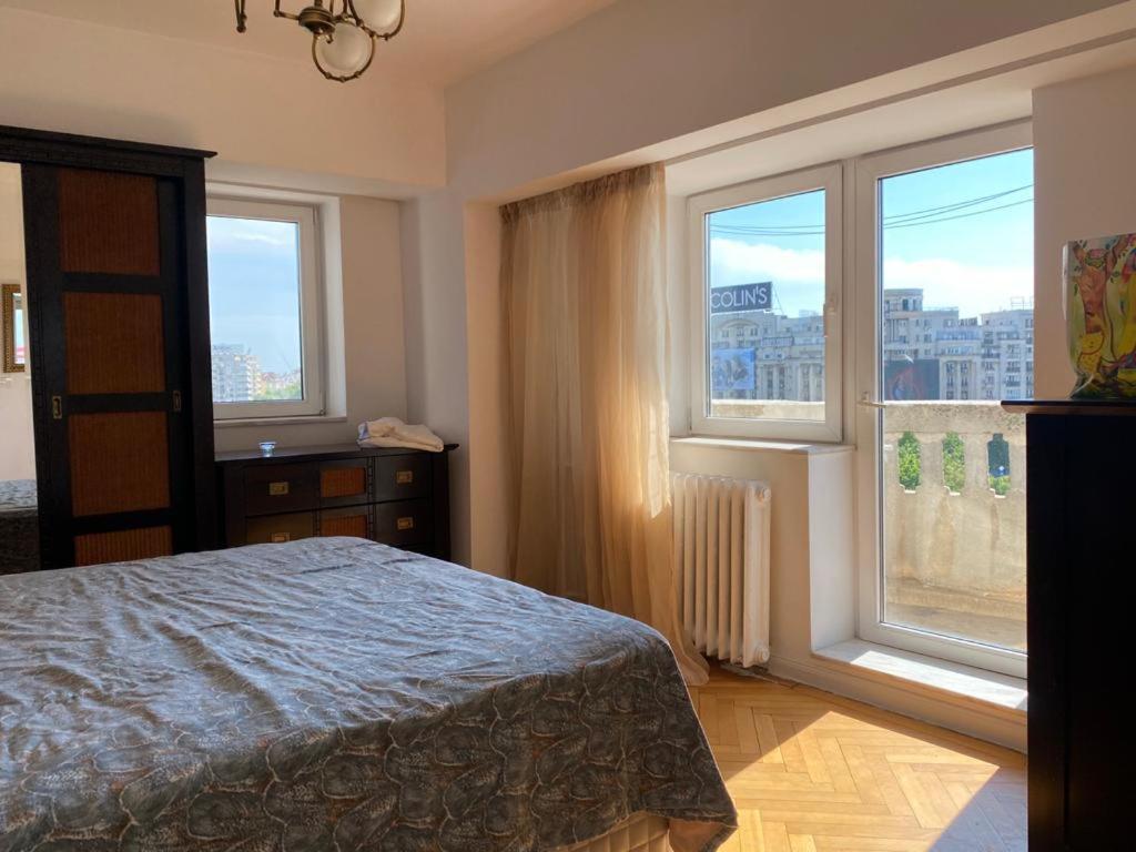 Old Town Apartment With Panoramic View 부쿠레슈티 외부 사진
