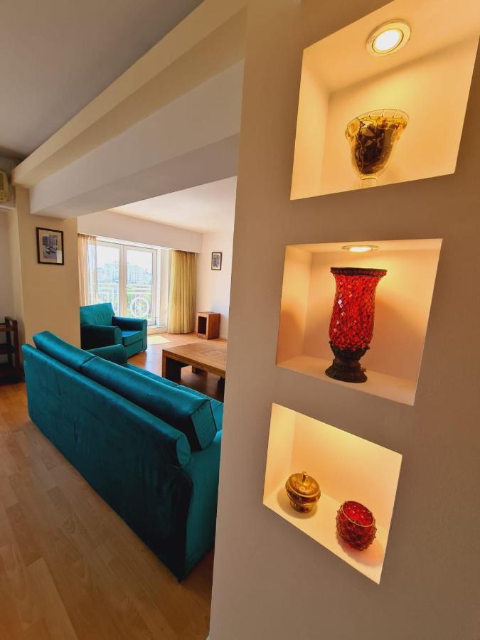Old Town Apartment With Panoramic View 부쿠레슈티 외부 사진