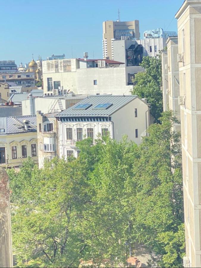 Old Town Apartment With Panoramic View 부쿠레슈티 외부 사진